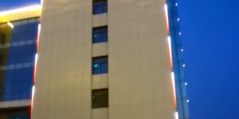 整矿区楼体亮化